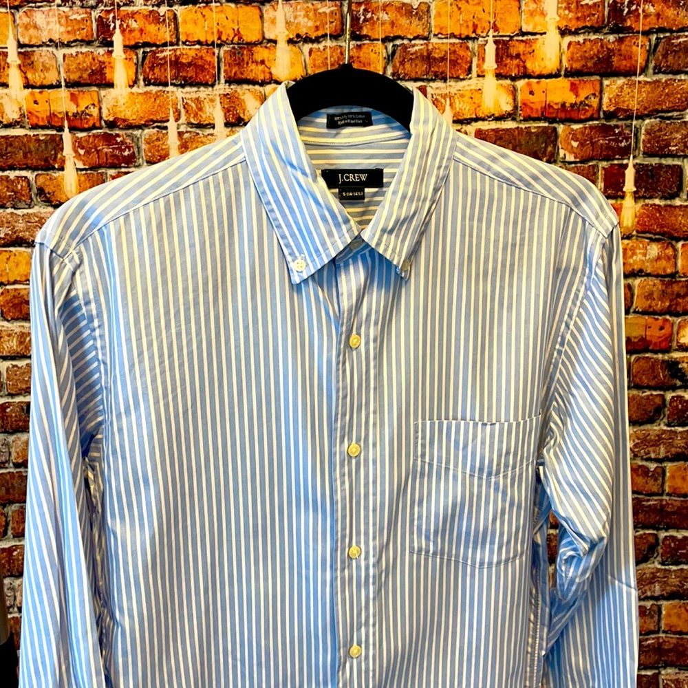 J Crew long sleeve men button down pin stripe shirt pocket blue white small